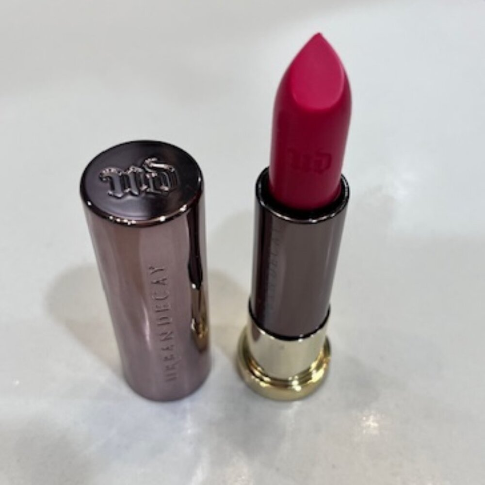 Urban Decay Vice Lipstick * PHONE CALL SHEER *